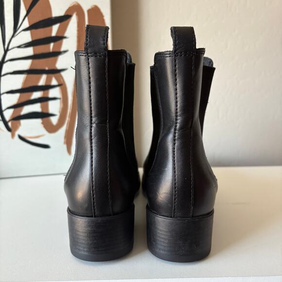 La Canadienne‎ Black Leather Pull On Chelsea Ankle Boots Women’s Size 7M - Picture 5 of 10